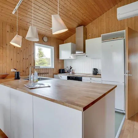 Ogrim - 100m From The Sea In Nw Jutland By Interhome *