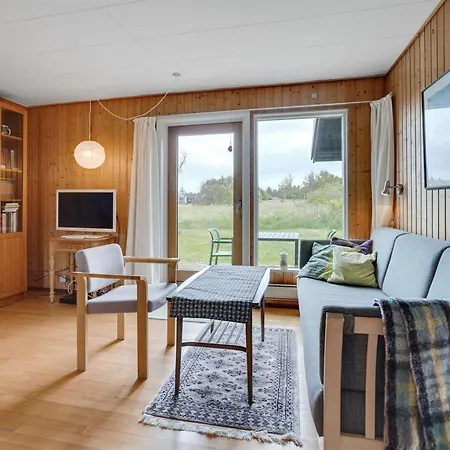 Ogrim - 204m From The Sea By Interhome Ferienhaus *