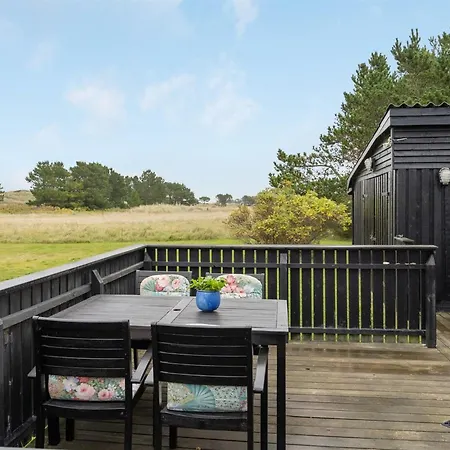 Feriehus Ogrim - 204m From The Sea By Interhome